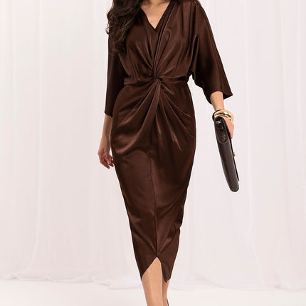 Rue Paris Elegant Evening Dress with Lace Detail and Flowy Skirt