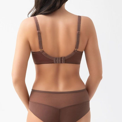 Gorsenia Lingerie Soft Comfort Bra with Adjustable Straps and Lace Det