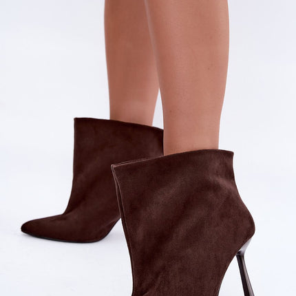 Step in Style Classic Heel Boots with Comfortable Cushioning & Durable