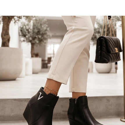  Buskin boots model 232687 Solea 