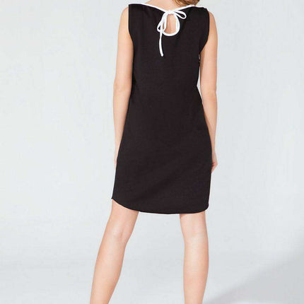 Elegant Teardrop Back Knit Day Dress