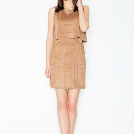 Velvet Allure: Chic Cut-Out Evening Gown