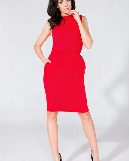 Sculpted Elegance Knit Day Dress with Stylish Pockets and Flattering Fit