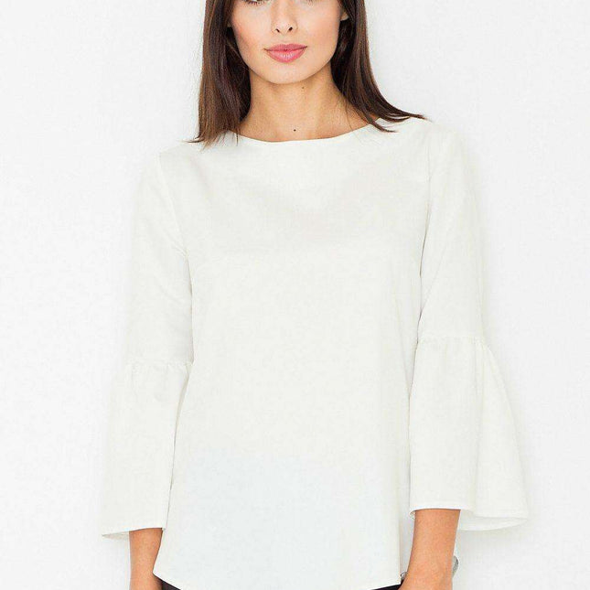 Chic Zip-Up Blouse with Elegant Three-Quarter Sleeves