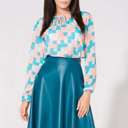 Sophisticated Teardrop Blouse with Stylish Bow Accent