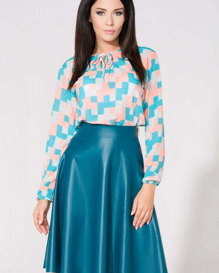Sophisticated Teardrop Blouse with Stylish Bow Accent