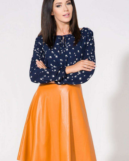 Elegant Teardrop Blouse with Bow Detail - Luxurious Fabric Top