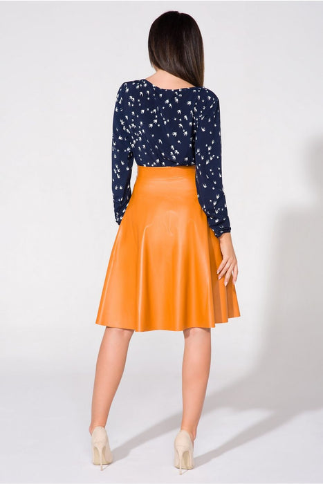 Sophisticated Teardrop Blouse with Bow Accent - Luxe Fabric Top