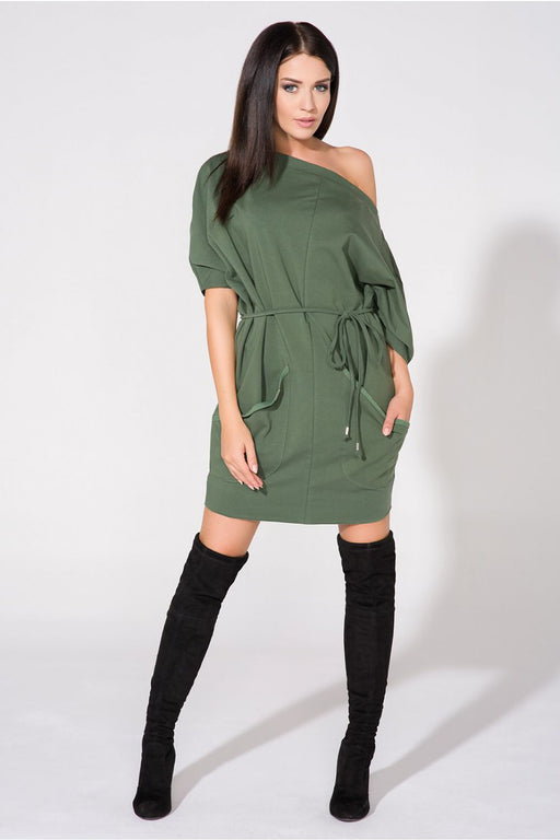 Fashionable Knit Dress with Oversized Front Pockets - Tessita Daydress Model 61690