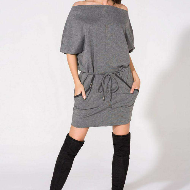 Effortless Chic Knit Dress with Stylish Oversized Pockets