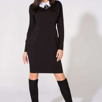 Elegant Navy Blue Collared Evening Gown: Luxe Chic Style