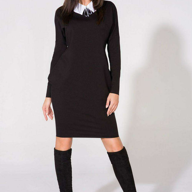 Elegant Navy Blue Collared Evening Gown: Luxe Chic Style