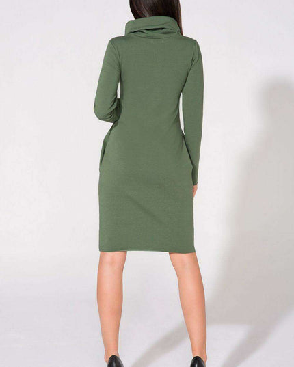 Chic Knit Daydress with Functional Hip Pockets - Effortlessly Stylish