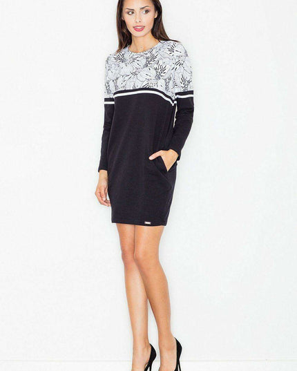 Stylish Cotton Day Dress with Knit Detail and Convenient Pockets - Embrace Comfort and Fashion