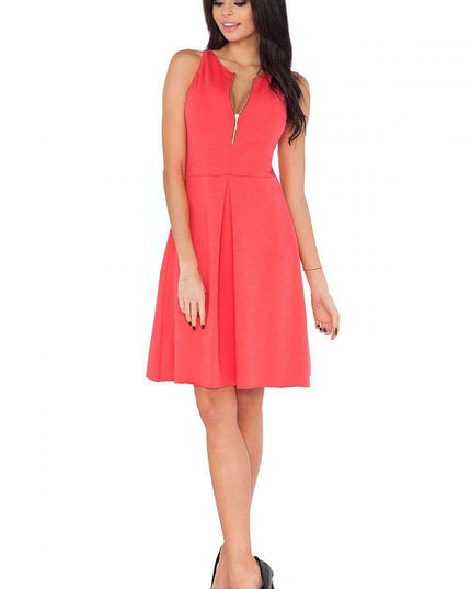 Chic Zippered Knit Dress for Everyday Elegance