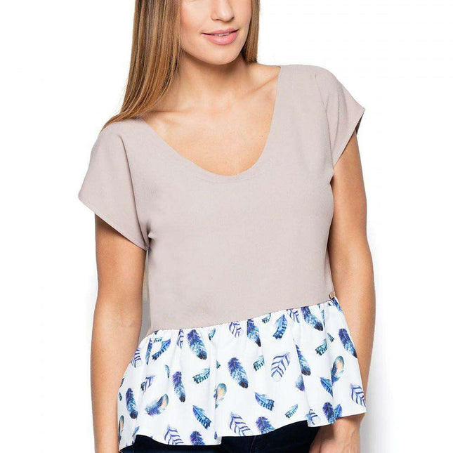 Elegant Frilled Basque Blouse with Stylish Pattern Accents