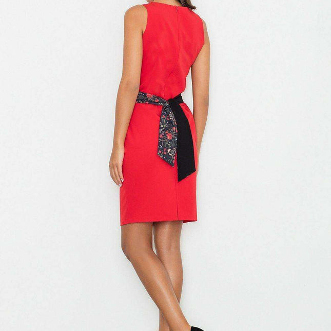 Elegant Sleeveless Day Dress with Contrast Waist Tie