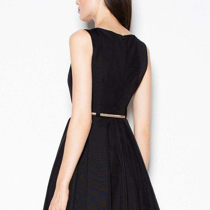 Elegant Venaton Sleeveless Pleated Evening Dress