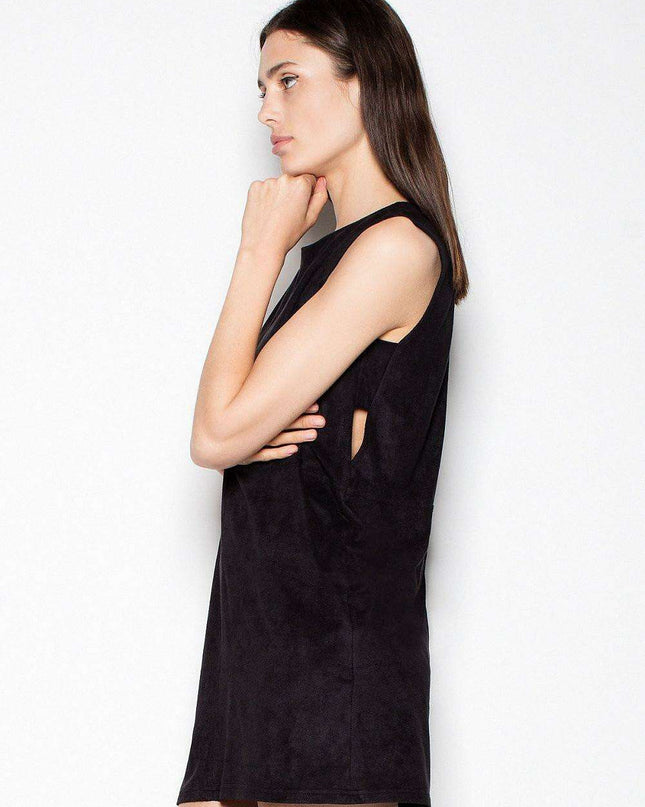 Chic Versatility: Venaton Midi Dress for Effortless Daytime Glamour