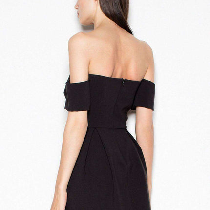 Elegant Waist-Cut Mini Dress by Venaton