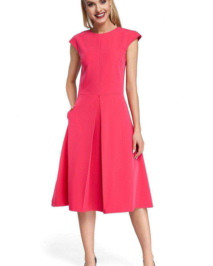 Elegant Pleated Midi Dress with Contrasting Details - Perfect for Daytime Sophistication