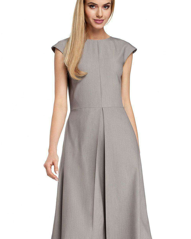 Elegant Pleated Midi Dress - Ideal for Daytime Chic