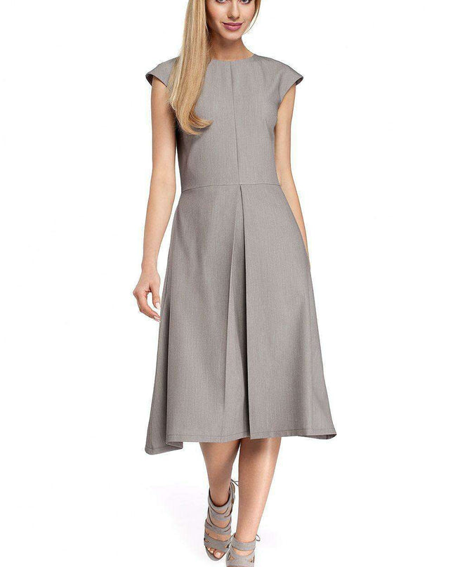 Elegant Pleated Midi Dress - Ideal for Daytime Chic