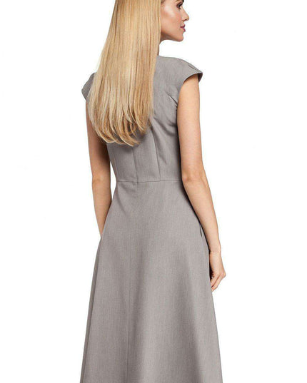 Elegant Pleated Midi Dress - Ideal for Daytime Chic