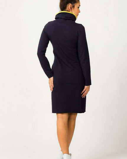 Sporty Chic Knit Daydress with Adjustable Sleeve Length
