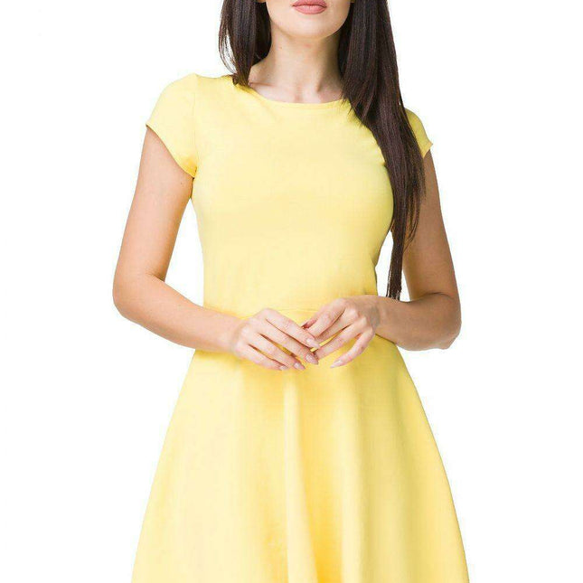 Elegant Flared Cotton Day Dress with Stylish Boat Neckline - Ideal for Spring/Summer
