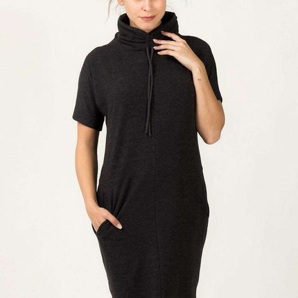 Chic Knit Turtleneck Dress with Functional Pockets