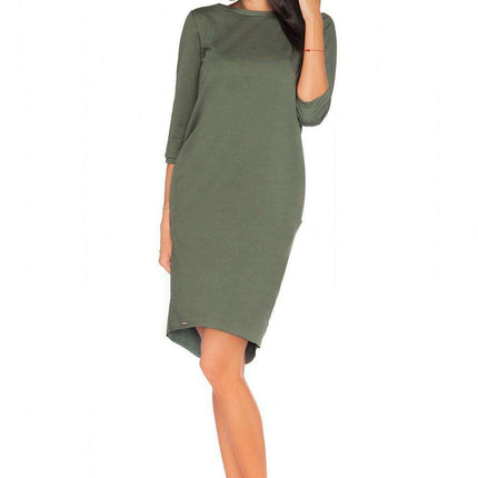 Tessita Elegant Knit Dress with Charming Bow Detail