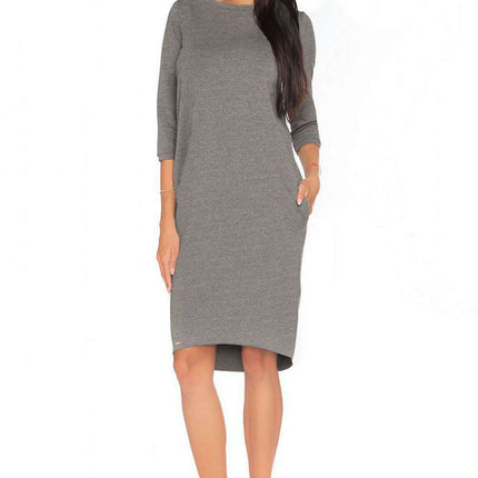 Tessita Elegant Knit Dress with Charming Bow Detail