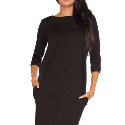 Tessita Elegant Knit Dress with Charming Bow Detail