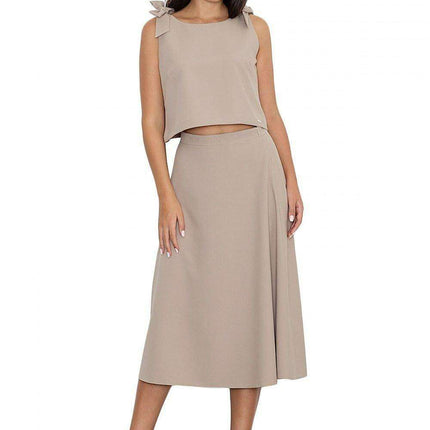 Elegant Bow-Embellished Skirt Ensemble in Figl Design