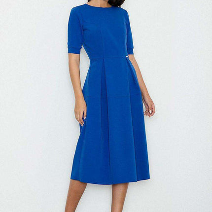 Chic Comfort: The Figl Daydress Reimagined
