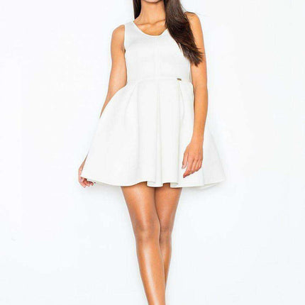 Chic V-Back Formal Dress with Flared Skirt for Effortless Sophistication