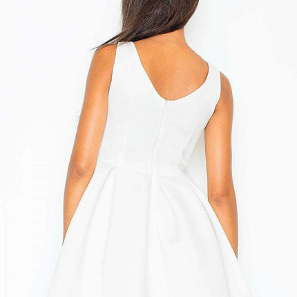 Chic V-Back Formal Dress with Flared Skirt for Effortless Sophistication