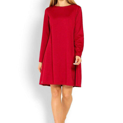 Chic Trapezoidal Daydress with Stylish Peekaboo Accents