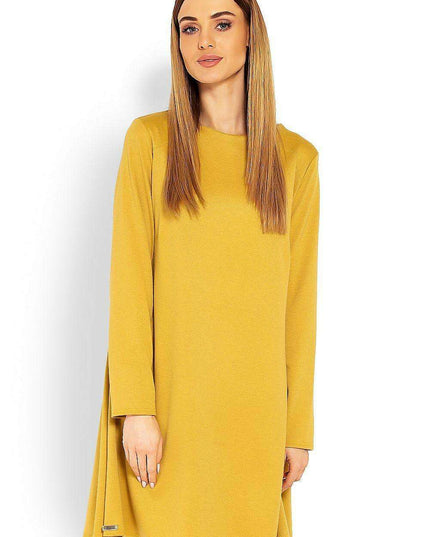 Chic Trapezoidal Daydress with Stylish Peekaboo Accents