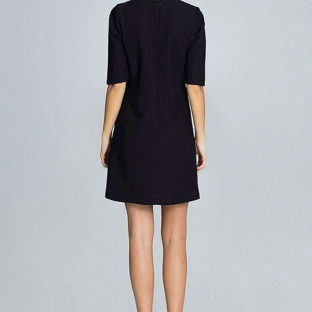 Elegant Ruffled Cocktail Dress for a Romantic Evening