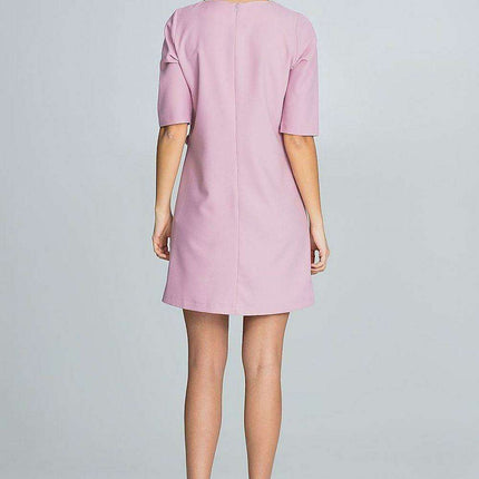 Elegant Ruffled Cocktail Dress for a Romantic Evening