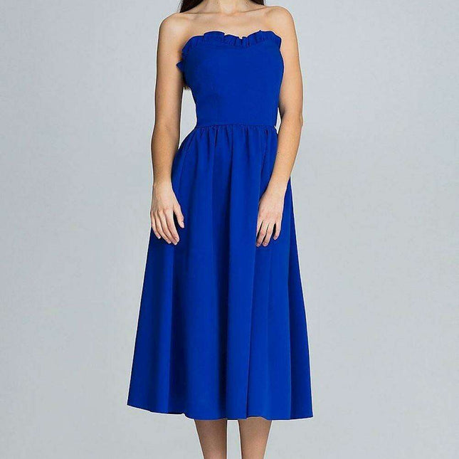 Sophisticated Ruffled Evening Gown for Celebratory Events