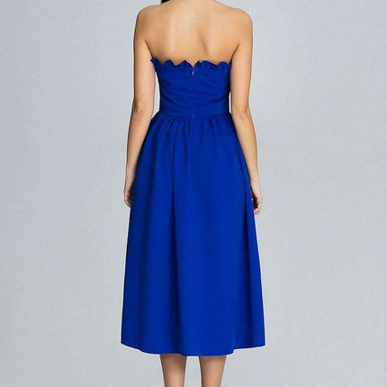 Sophisticated Ruffled Evening Gown for Celebratory Events