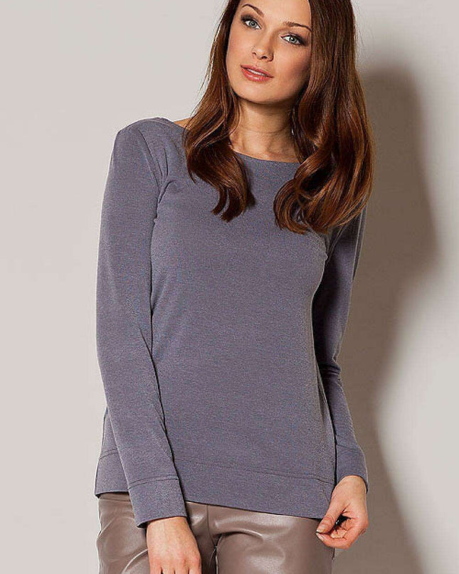 Chic Teardrop-Back Sweater with Bow Detail