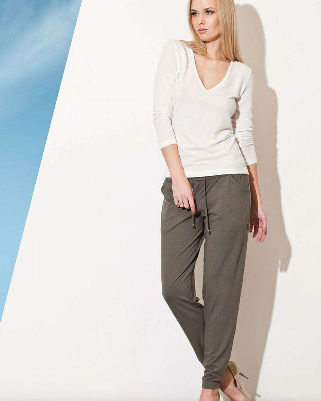 Elegant Tailoring: Customizable Chic Women's Tapered Pants