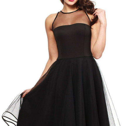 Elegant Velvet-Accented Tulle Neckline Evening Gown in Size L