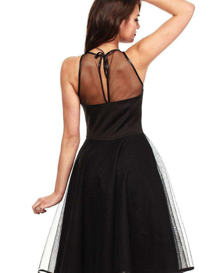 Elegant Velvet-Accented Tulle Neckline Evening Gown in Size L