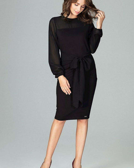 Elegant Bow-Detail Evening Gown