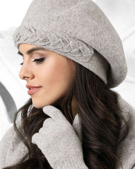 Elegant Wool Beret with Beaded Hair Detail